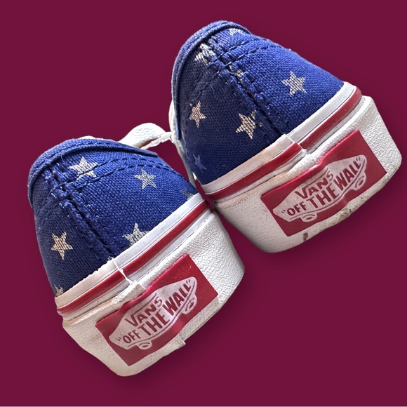 🎉HOST PICK!🎉 NWOB Vans Authentic “Studded Stars” Design Sneakers. Kids 10K - Picture 8 of 13